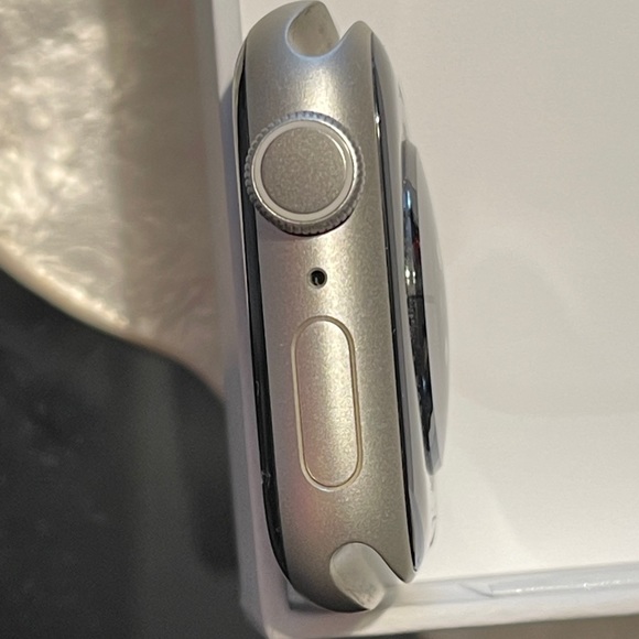 Apple Watch Series 8 41mm - Picture 4 of 8